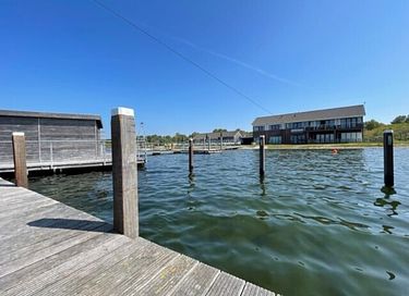 Vakantiewonin met sauna en zicht op het water - 3