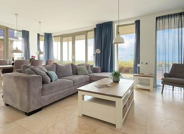 Apartment with garden and sea view - 2