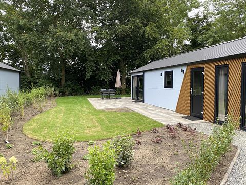 Modern vakantiehuis op waterrijk park - 2