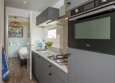 Familiewoning met uitzicht op natuurplas - 9
