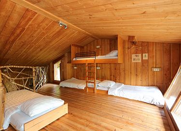 Chalet en pleine nature dans une zone boisée - 14