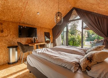 Tiny house aan een meer in Overijssel - 6