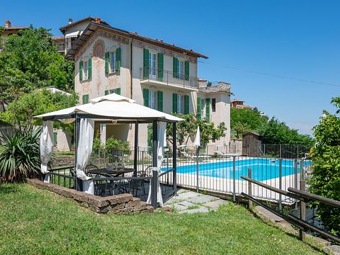 Huis met zwembad in Noord-Italië - 2