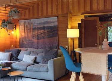 Maison dans la forêt en bois avec jardin spacieux - 6