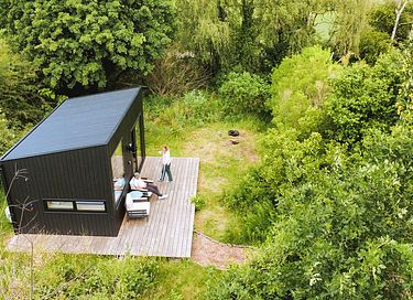 Attractive wooden cabin with terrace - 14
