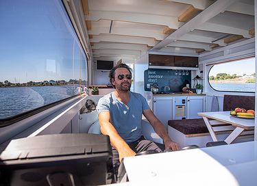 Urlaub auf Ihrem eigenen Hausboot genießen - 7
