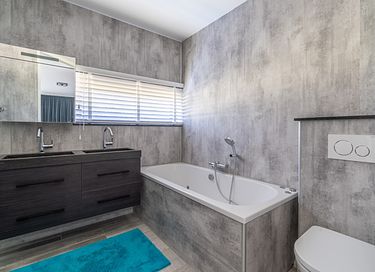 Spacious vacation villa among the dunes - 12