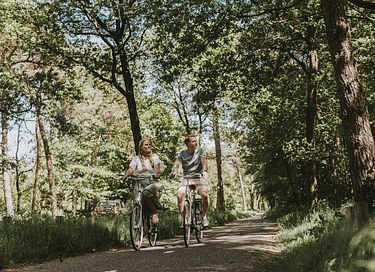 Luxe-Glamping-Zelt im schönen Ferienpark - 31