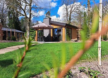 Stijlvol vakantiehuis midden in de natuur