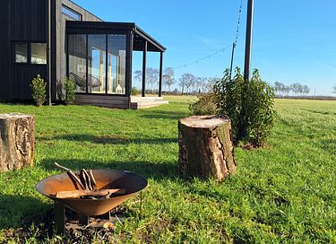 Tiny House met weids landelijk uitzicht - 32