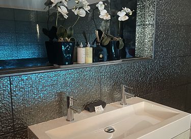 Luxury B&B with sauna and jacuzzi - 8