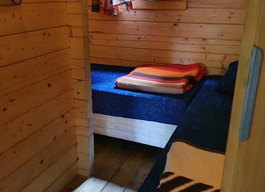 Blokhut midden in het bos op leuke camping - 10