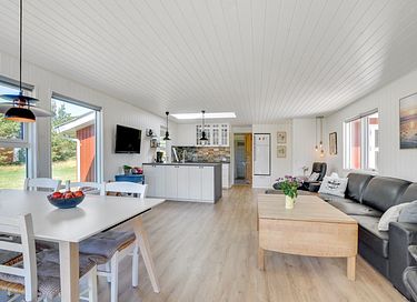 Gezinswoning met grote tuin en sauna - 23