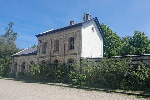 Voormalig treinstation (8p) in de Ardennen - 3