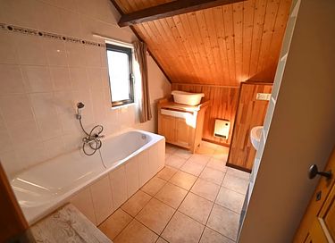 Spacieuse maison en bois près de Durbuy pour 12 pers. - 16
