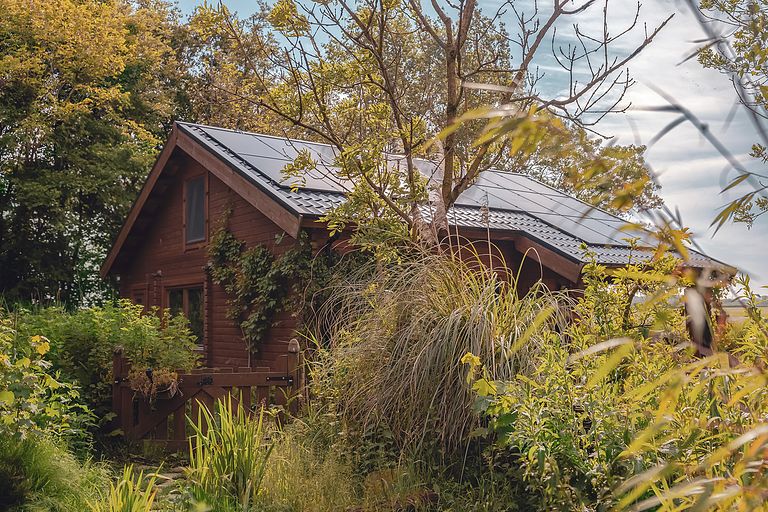 Attractive log cabin close to beach and sea - 1