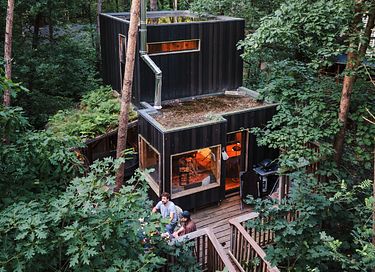 Unique treehouse (5p) with private hot tub - 15