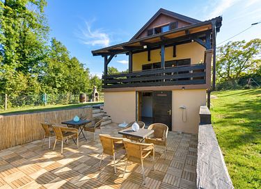 Quiet holiday home with pool - 20