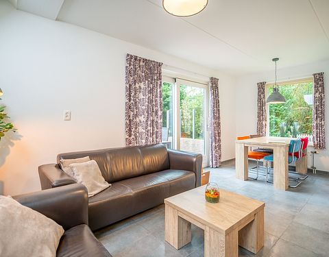 Detached bungalow near a nature reserve - 3