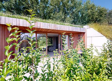 Une "chambre d'hôtel" unique dans une digue (Zélande)