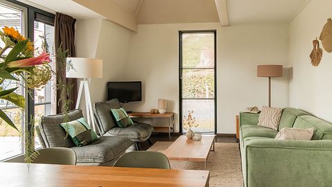 Beautiful thatched vacation villa for 6p - 2