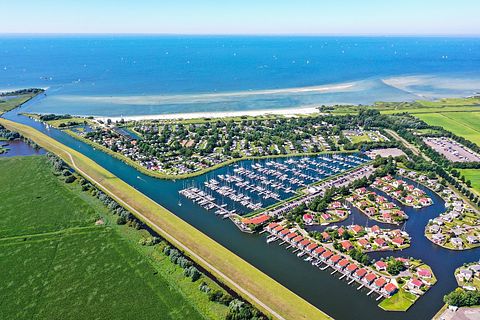 Comfortable vacation home in Friesland - 2