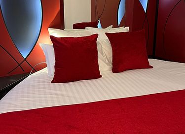 Overnacht in een andere wereld in dit hotel - 52