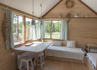 tiny house au bord de l'eau avec bain à remous privé - 6
