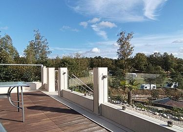 Vakantiehuis met uitzicht op een meer - 15