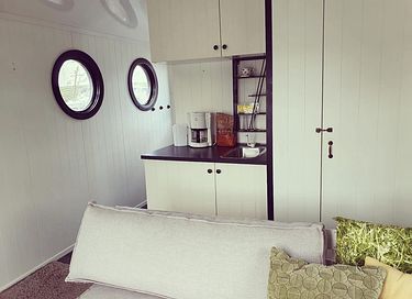 Cozy houseboat on the water in Gelderland - 6