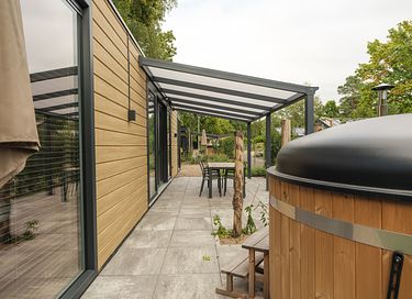 Chalet chaleureux avec jacuzzi