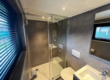 Tiny house (4p) op leuk vakantiepark  - 9