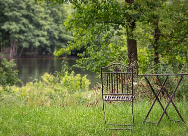 Romantic cottage by the water - 9