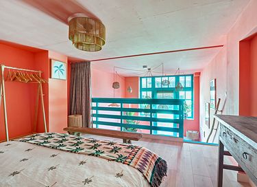 Farbenfrohes Loft mit Palmen in Breda - 28
