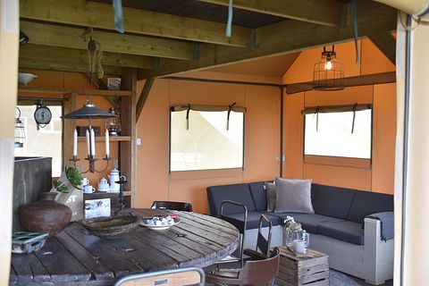 Geräumiges Glamping-Zelt mit Dusche an der Küste - 5