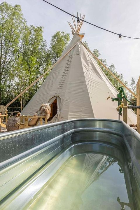 Schönes geräumiges Tipi für 2-7 Personen - 2