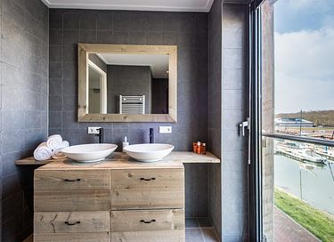 Appartement bij een schitterend meer - 17