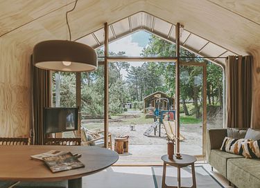 Grande maison enveloppée dans un joli parc de vacances - 8