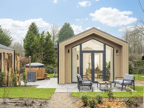 Tiny House mit Whirlpool auf der Veluwe - 3