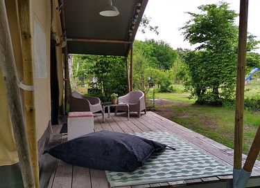 Slapen in een luxe safaritent in Drenthe - 2