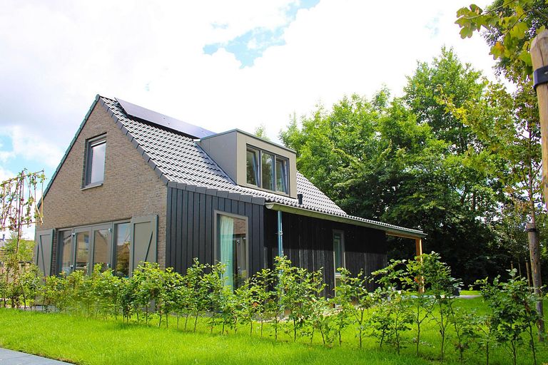 Comfortable holiday home close to the sea - 1