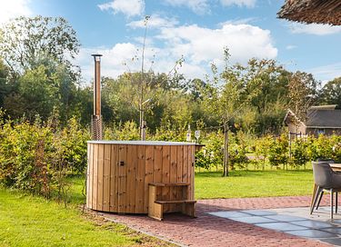 Nostalgic vacation farm with wellness - 3