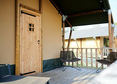 Safarizelt mit Jacuzzi in schönem Ferienpark - 5