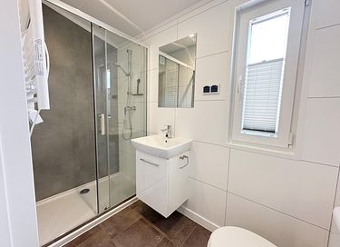 tiny house avec vue sur l'eau - 10