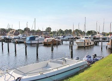 10-persoonsvakantiehuis in Friesland - 12