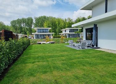 Unique 8-person villa on the waterfront - 30