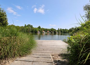 Ruime vakantiewoning aan viswater in Drenthe - 22