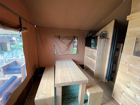 Glamping tent near the beach and a lake - 3