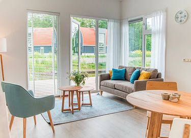 Waterfront holiday home with private sauna - 6