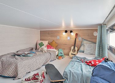 Overnight stay in a tiny house - 6